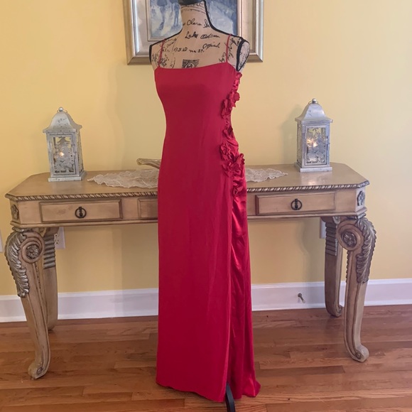 BADGLEY MISCHKA Designer silk red holiday dress S; fits about a size 4 (runs sm) - Picture 1 of 11